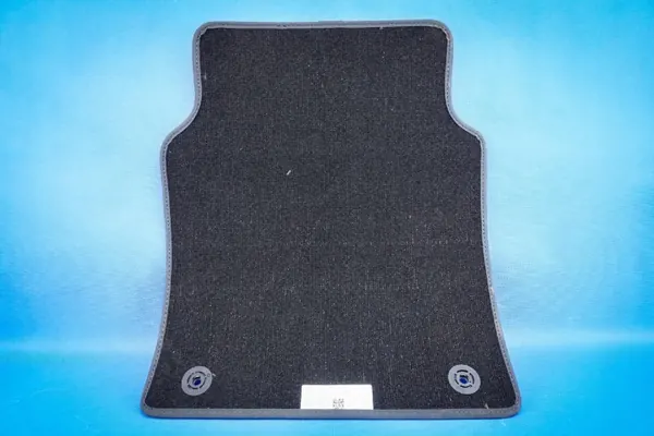 Tapetes traseiros Audi A8 4H Long OEM 4H4863731H 4H4863732H image 4