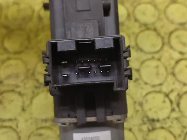 LINKER VOORRAAM MOTOR SKODA ROOMSTER 6R0959801M image 4