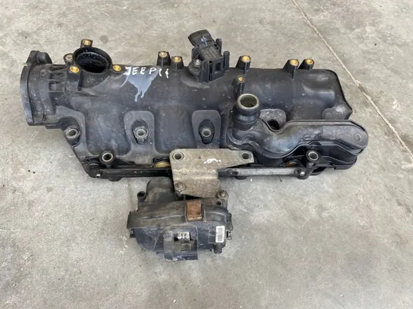 Begagnad insugsgrenrör OEM 55259081 Jeep Cherokee image 3