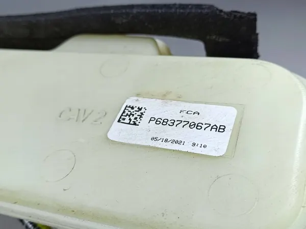 Réservoir de lave-glace Jeep Grand Cherokee 2022 68377667AB image 8