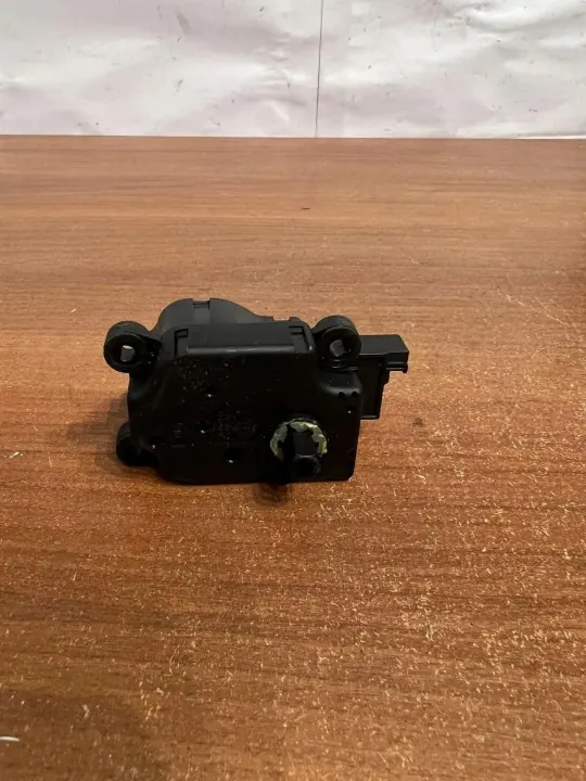 Fläppmotor OEM D2148 för Mercedes-Benz C W203 image 6