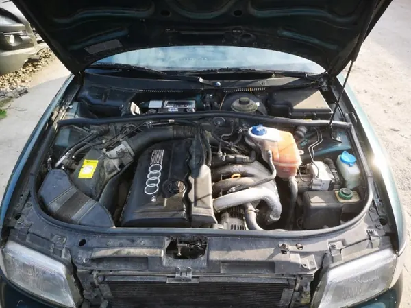 Avgasgrenrör OEM 058253033A Audi A4 1.8L image 8