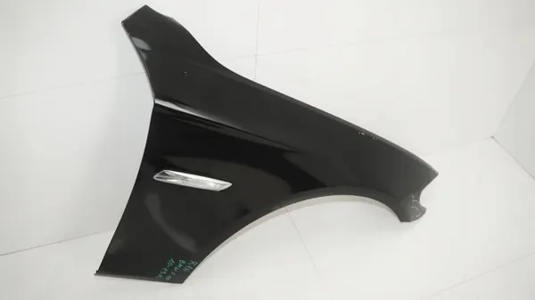 Garde-boue avant droit BMW F10 OEM 360196388 image 4