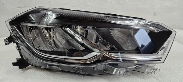 Oikea Etuvalaisin VW Polo VI 2G 2G1941006C image 2