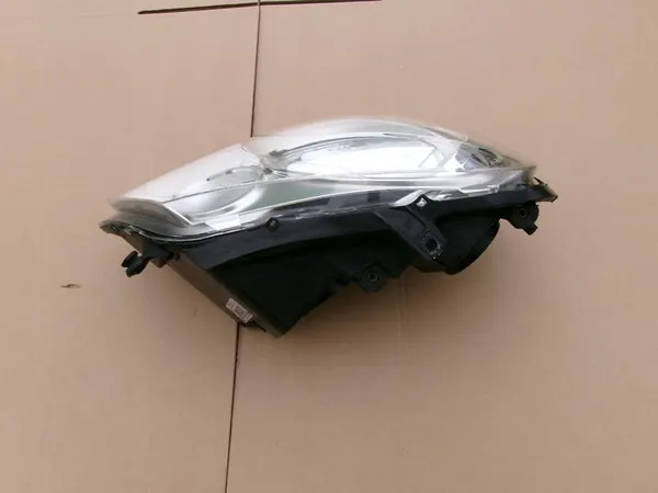 Farol Direito VW Polo Lift 06-09 EU Valeo image 2