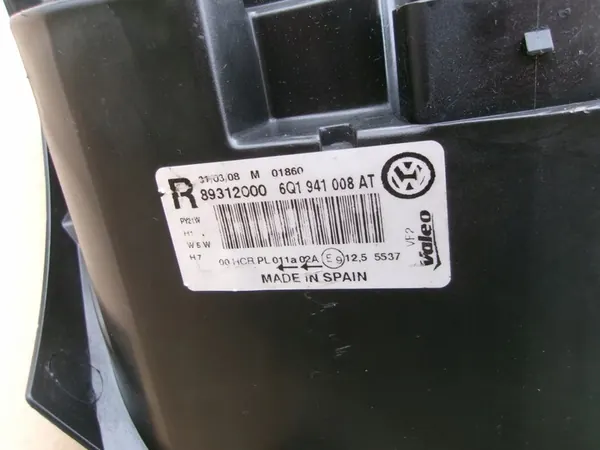 Farol Direito VW Polo Lift 06-09 EU Valeo image 4