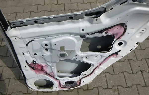 TOYOTA C-HR Bakre Höger Dörr OEM image 4