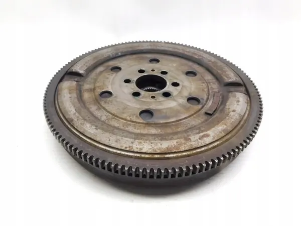 Kaksoismassavolantti Multitronic CVT Audi A4 B6 1.8T image 2