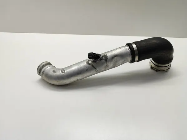 BMW 5 E60 E61 2006 Intercooler Schlauch image 7