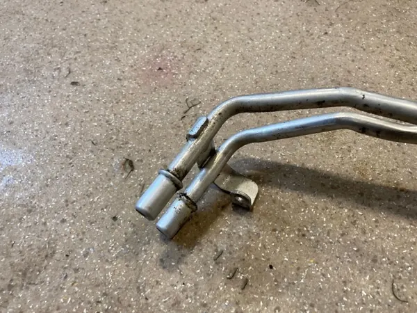 Flexible de refroidissement d'huile BMW M2 F87 OEM 7856727 image 4