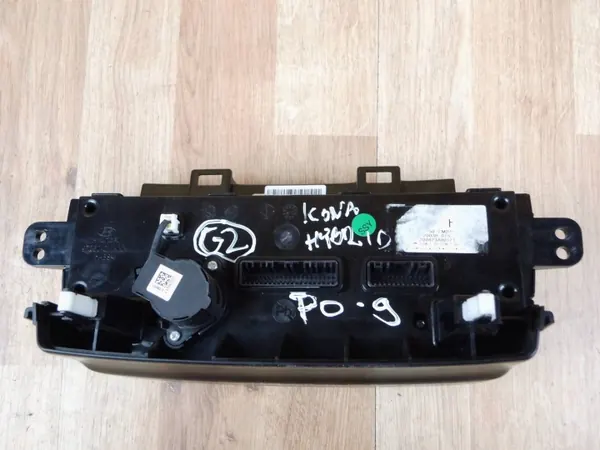 Panneau climatisation Hyundai Kona OEM 97250-CM070 image 3