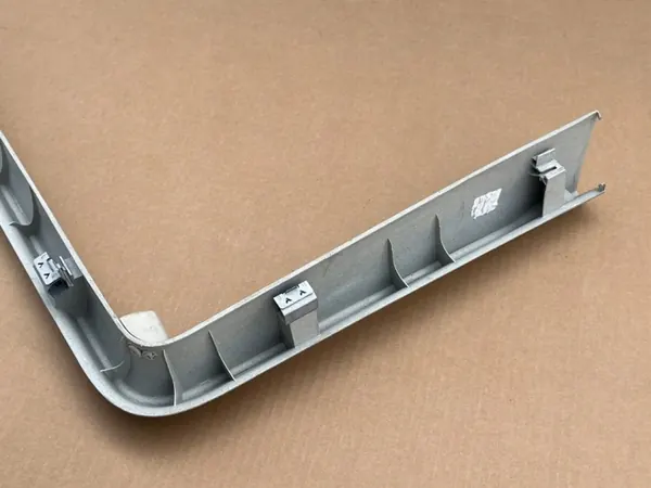 OEM 7H5867624F Ovi-Ikkuna Lista Oikea VW T5/T6 image 7