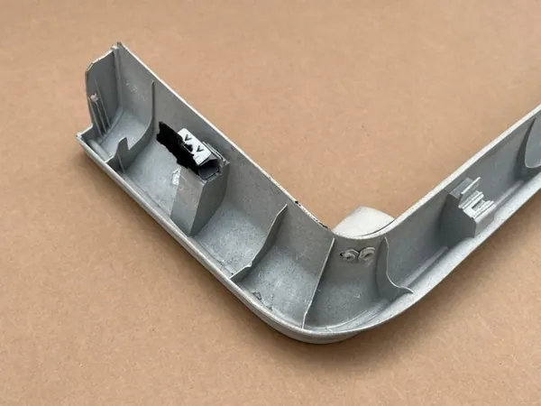 OEM 7H5867624F Ovi-Ikkuna Lista Oikea VW T5/T6 image 8