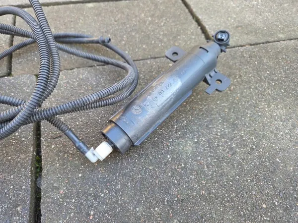 Ajovalopesuri OEM 9685172780 Vasen=Oikea Peugeot image 6