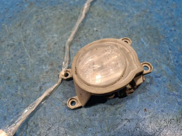 Faro Halógeno Derecho Toyota OEM SIMAR-58715- image 3