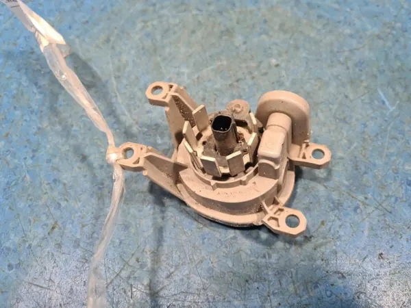 Faro Halógeno Derecho Toyota OEM SIMAR-58715- image 7