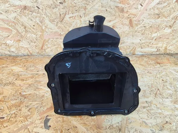 Innenraumfiltergehäuse Iveco OEM 5801562852 Gebraucht image 4