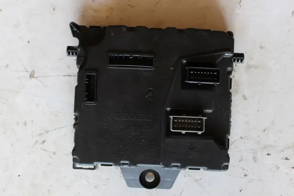 MODULE BCM RENAULT KANGOO II image 1