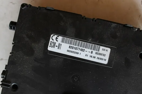 MODULE BCM RENAULT KANGOO II image 2