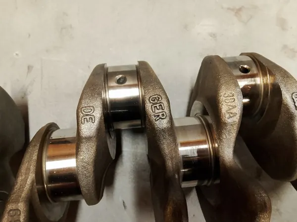 Virabrequim OEM AUTO-MAX KALISZ para 2.0 TDI VW Crafter image 3