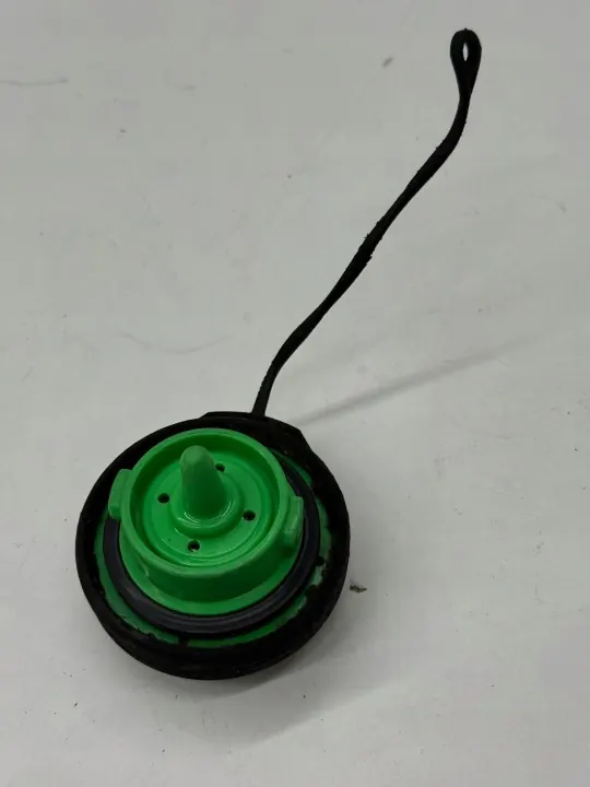 OEM 3C9201553 Polttoainekorkki Audille A8 D4, A6/S6 C7 4.0 TFSI image 5