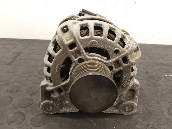 Vaihtovirtageneraattori Renault 0.9 TCE OE 231002854R image 2