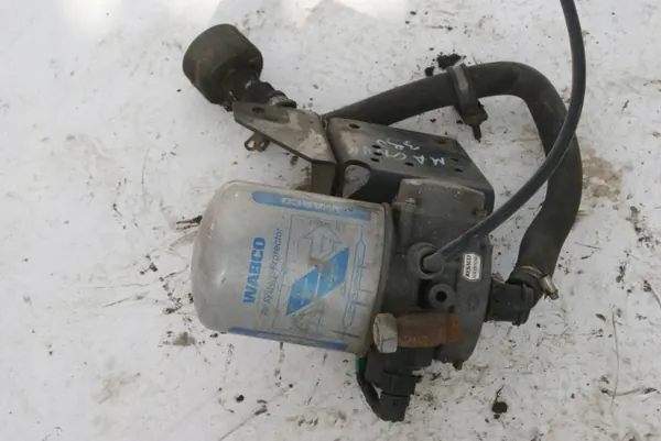 Lufttrockner Renault Magnum 390 OEM LA8073 - Gebraucht image 3