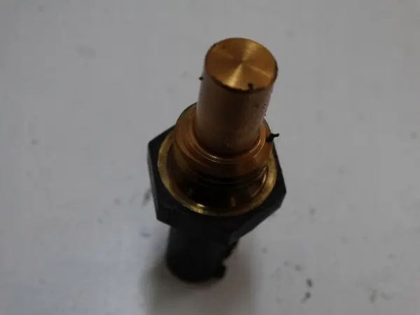 Sensor Temperatura Líquido Refrigerante Mercedes OE A0051532328 image 3