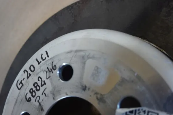 OEM 6882245 Takajarrupalat ja -levyt BMW G20/G21 image 4