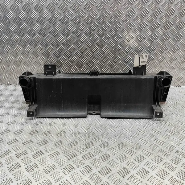 Oliekoeler Porsche Boxster 3.4L 2008 OEM 99710603702 image 3