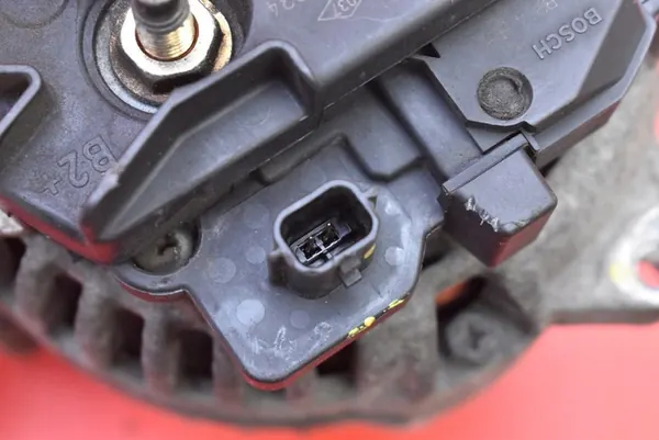 Vaihtovirtageneraattori Renault Modus 1.4 16V 8200323137 image 8