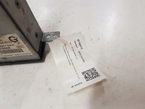 Nissan X-Trail T30 Navigaatiolukija 915ES60A image 4