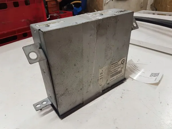 Nissan X-Trail T30 Navigaatiolukija 915ES60A image 6