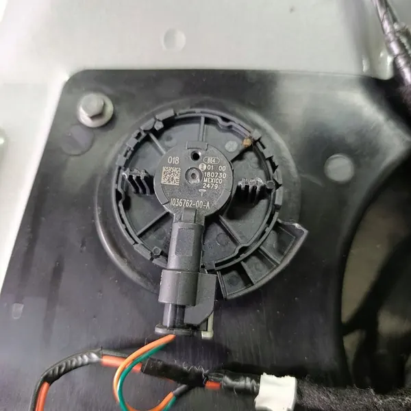 Höger framdörr Tesla Model 3 2018 image 10