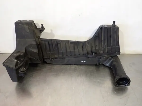 Ilmansuodattimen kotelo Mercedes W203 A1110940304 image 3