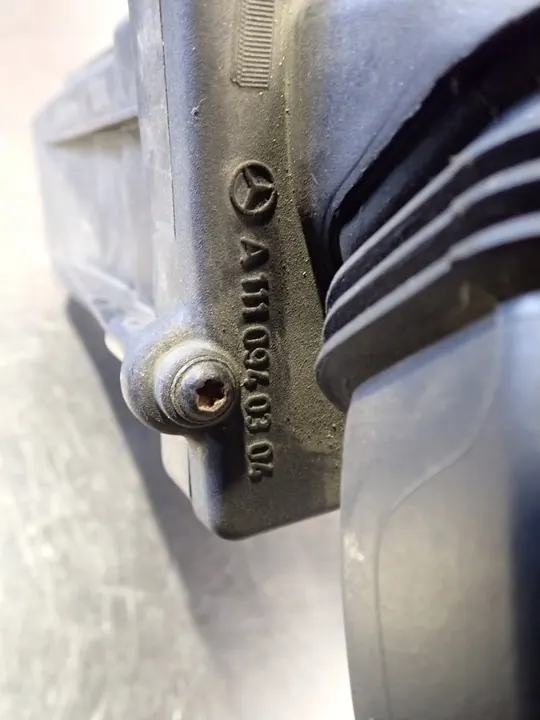 Ilmansuodattimen kotelo Mercedes W203 A1110940304 image 7