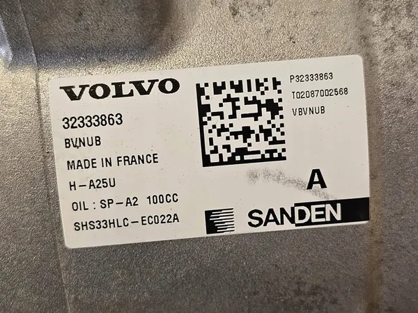 Ilmastointikompressori Volvo XC60 XC90 T8 2025 image 3