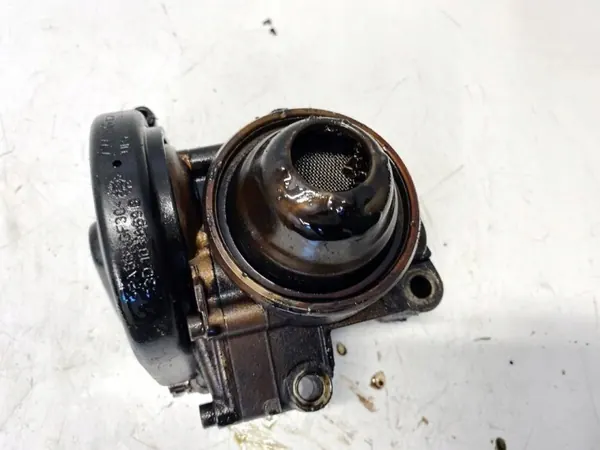 Pompe à huile OEM 03D103669B pour Seat Ibiza 1.2L image 2