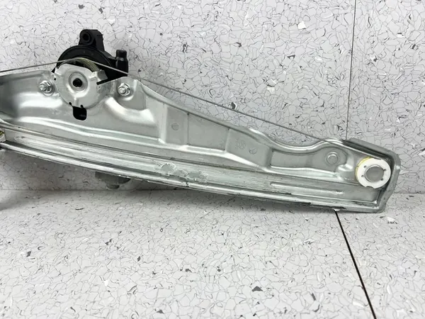 Elevador de vidro dianteiro esquerdo Hyundai Ioniq 5 OEM 82401GI010 image 7