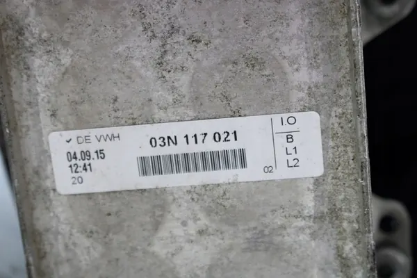 VW SKODA Oliekoeler OEM 03N117021 + Filter TDi image 5