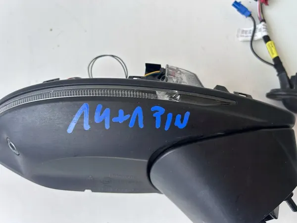 AUDI A8 D5 Oikea Peili 14+1 Pin OEM 4N0857536D image 2