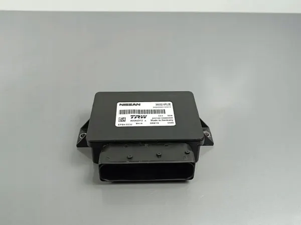 Nissan X-Trail T32 360326FL0E Controllers - Gebruikt image 2