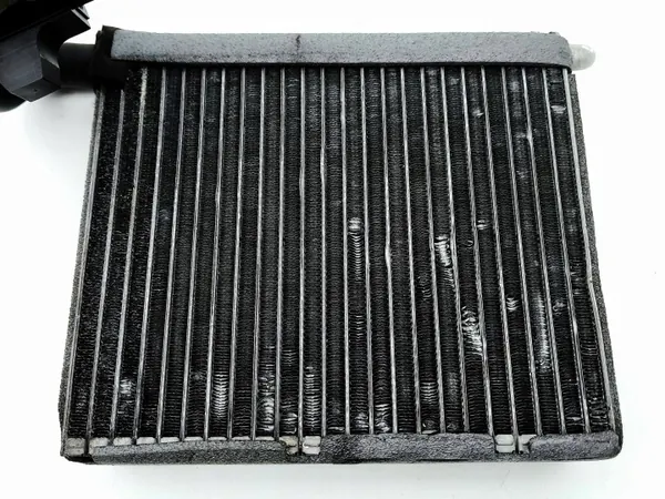Ford Klimaanlage Verdampfer OEM AMD212115 - Gebraucht image 3
