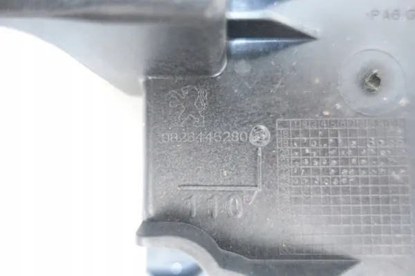 OEM 9832385580 Porte-gobelet console centrale Peugeot 208 II image 8