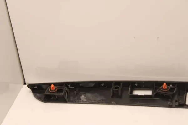 Garniture Chrome Coffre Mercedes W204 Pièce OEM image 7