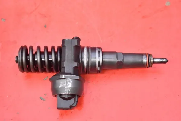 Ruiskutus OEM 038130073AJ VW Passat B5 1.9 TDI:lle image 4