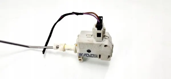 Bränsletanklock Aktuator Volkswagen PASSAT CC 3C8810773P image 2