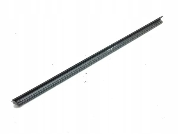 Joint de vitre avant Opel Astra L 2023 OEM AMD185810 image 2