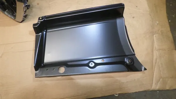 Parafuso traseiro direito peça de reparação para Sprinter A907 OEM image 5