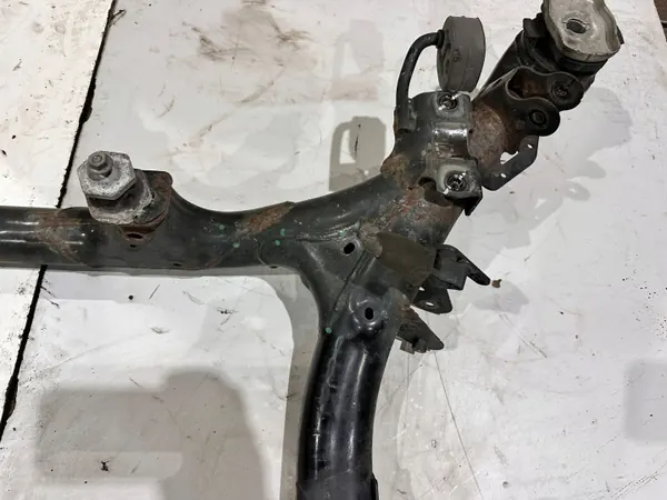 OEM 4M0500025 Taka-akseli Jousitus Audi Q8 SQ8 Q7 image 8